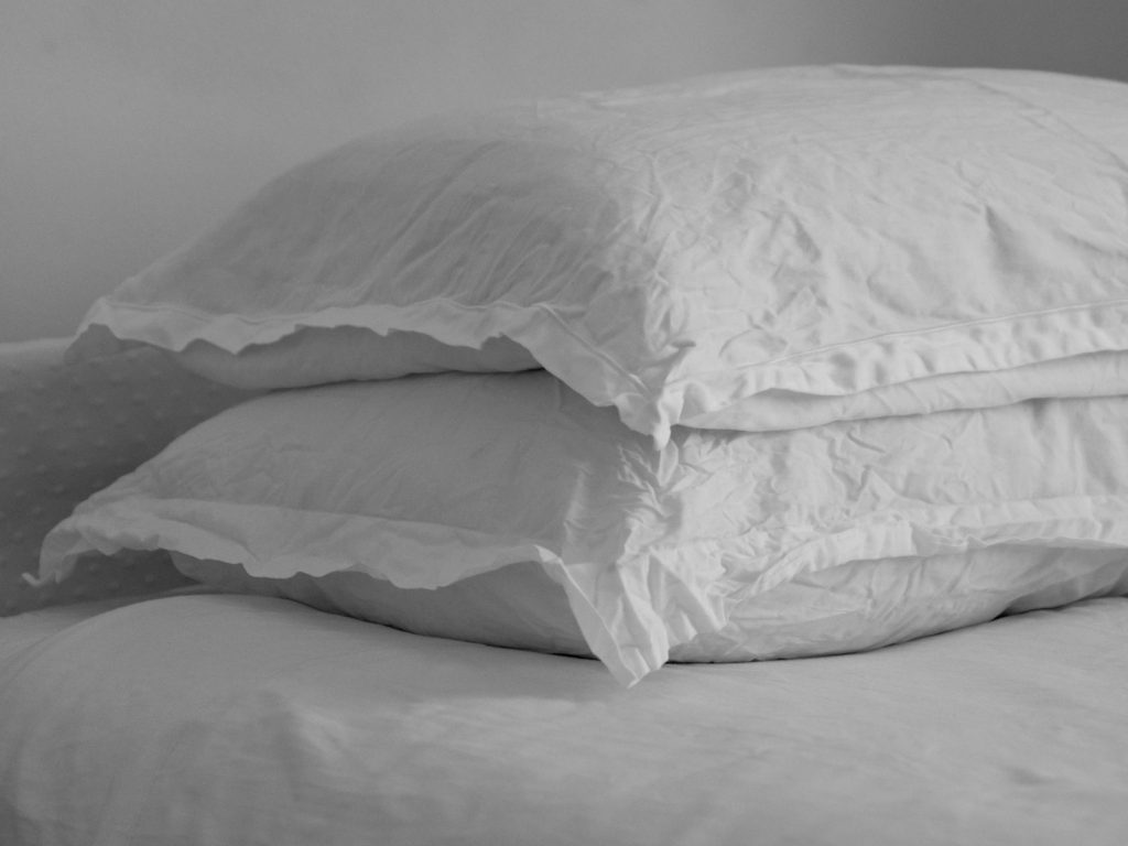 Bantal untuk Tidur Nyenyak