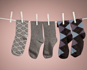 4 Manfaat Mengenakan Kaus Kaki saat Sedang Tidur